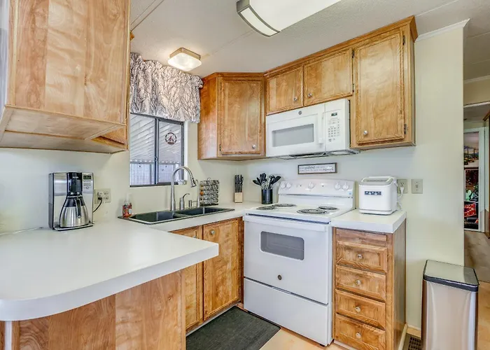2 Patios & Fairway Views! Golf Escape Holiday home Mesa